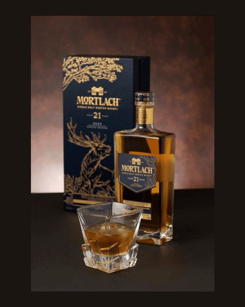 Mortlach 21 Year Old Special Release 2020 — botella y estuche
